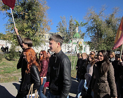 Под знамёнами патриотического движения